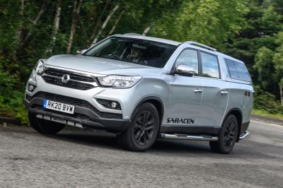 Ssangyong Musso driving