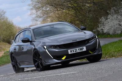 2021 Peugeot 508 PSE SW hero