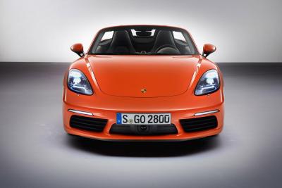 New Porsche 718 Boxster revealed