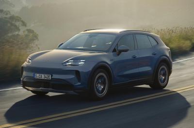 Porsche Cayenne S Electric front driving
