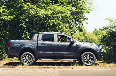 Ford Ranger side