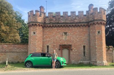 Renault-5-at-oxburgh-hall
