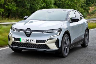 Renault Megane E-Tech front left driving