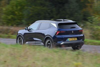Renault Scenic action 5