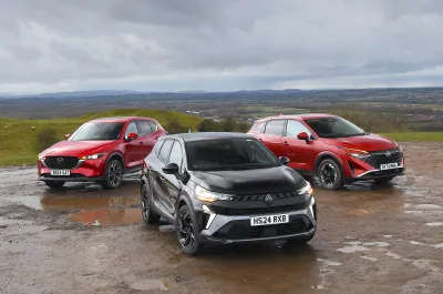 Renault Symbioz vs Nissan Qashqai vs Mazda CX-5 fronts