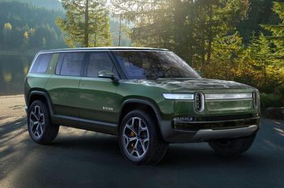 Rivian R1S front
