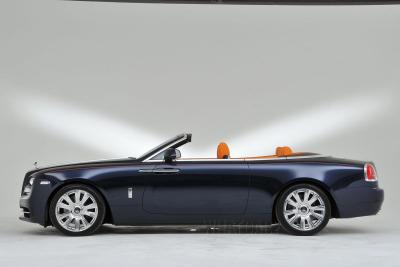 2015 Rolls-Royce Dawn revealed