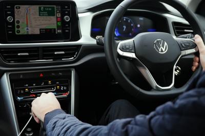 Shifting gears in the VW T-Roc
