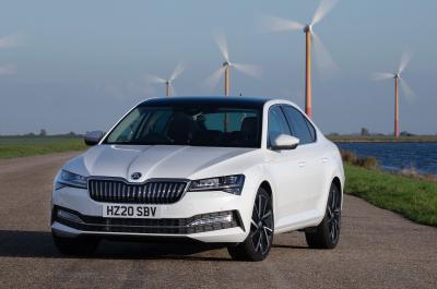 The practical electric range, long-distance fuel efficiency and low benefit-in-kind (BIK) tax rates of plug-in hybrids help you lower all the costs of running a company car