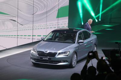 2015 Skoda Superb - full pricing, engines and our pictures