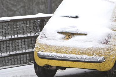 Fiat 500 in snow