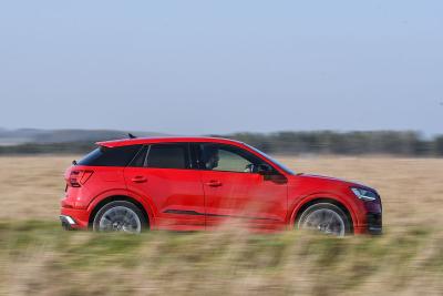 Audi SQ2 side