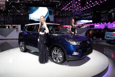 2015 Ssangyong Tivoli SUV - prices, specification and pictures