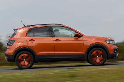 Volkswagen T-Cross side