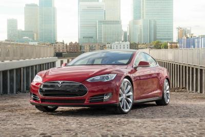 Audi won't chase Tesla or BMW i in electric cars