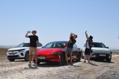 Three electric cars with Will, Doug and Dan feeling the heat