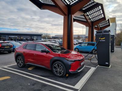 Toyota bZ4X Fastned rapid charging
