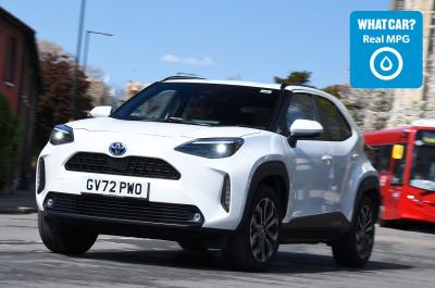Toyota Yaris Cross cornering with Real MPG logo