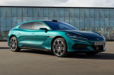 Denza Z9 GT front still