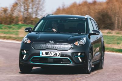 Used Kia e-Niro 2019-2022 front cornering