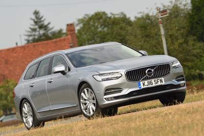 Used Volvo V90 16-present front
