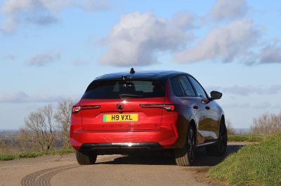 Vauxhall-Astra-e-lt-rear