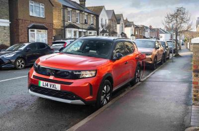 Vauxhall Frontera charging on street