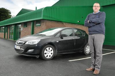 Vauxhall Meriva sold with mismatched front bumper
