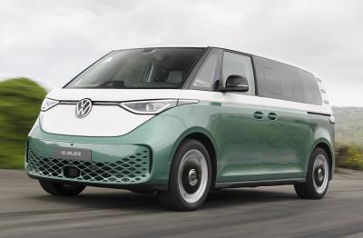 Volkswagen ID Buzz LWB front tracking 