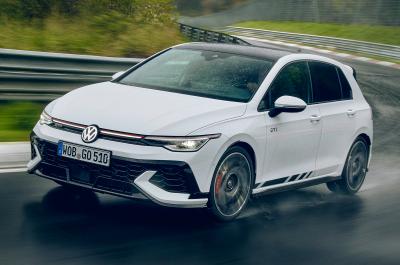 Volkswagen Golf GTI Clubsport front cornering
