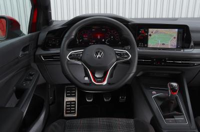 2020 Volkswagen Golf GTI dashboard