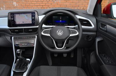 Volkswagen T-Roc 2022 dashboard