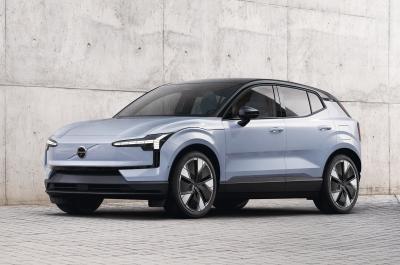 Volvo EX30 front