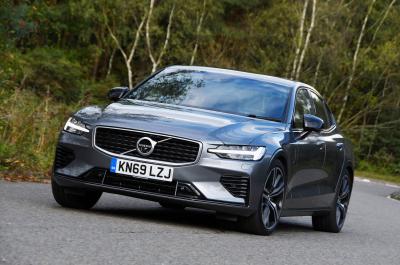 Volvo S60 front - grey 69-plate