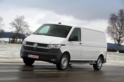 VW e-Crafter driving