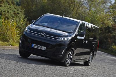 Citroën Spacetourer 2021 front cornering