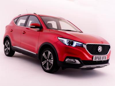 With a distinctive design and a spacious practical interior, the affordable compact MG ZS is turning heads