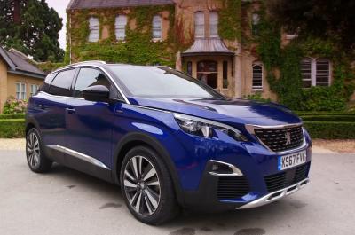 The PEUGEOT 3008 SUV is packed with advanced safety technology