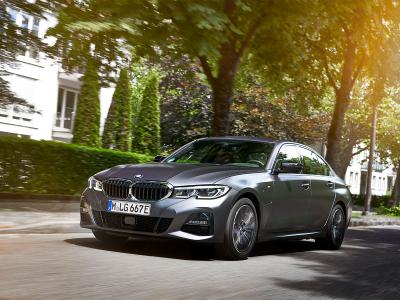 We’re giving you the chance to try out the new BMW 330e at Goodwood Motor Circuit