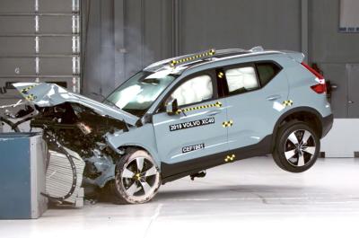 Volvo XC40 Euro NCAP crash test