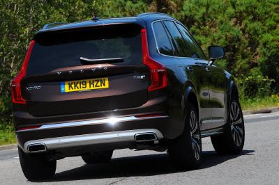 Volvo XC90 rear