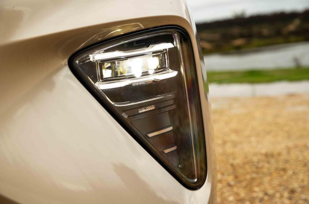 MG S6 exterior static details