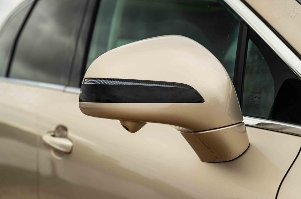 MG S6 exterior static details