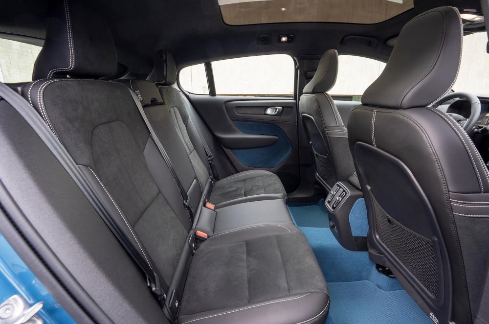 Volvo C40 Recharge 2022 interior rear seats