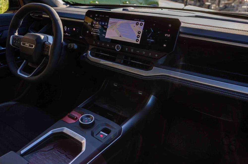 Jeep Compass interior