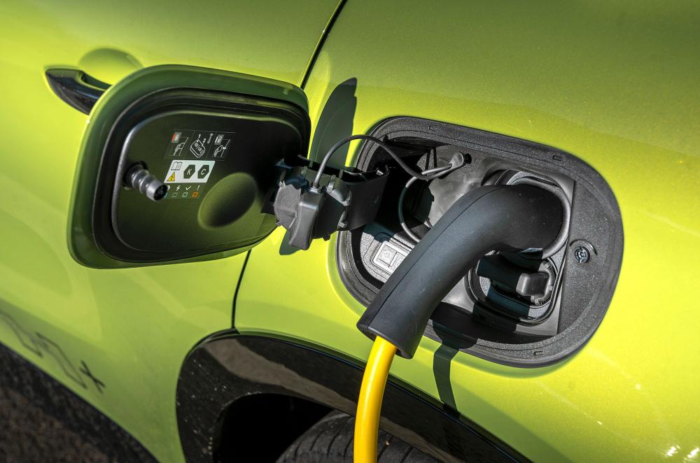 Abarth 600e charging socket