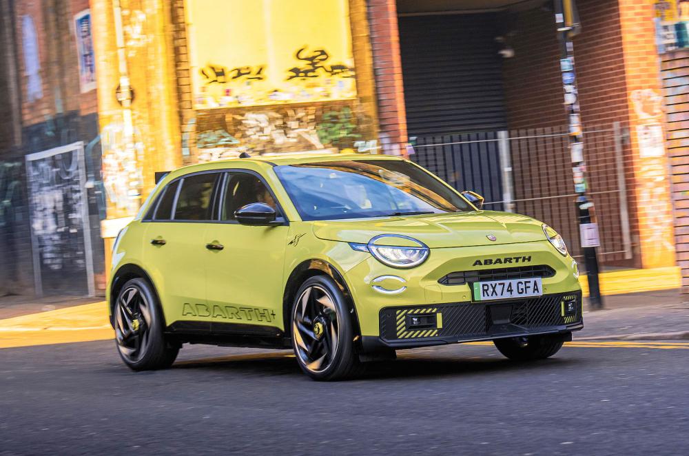 Abarth 600e front right driving