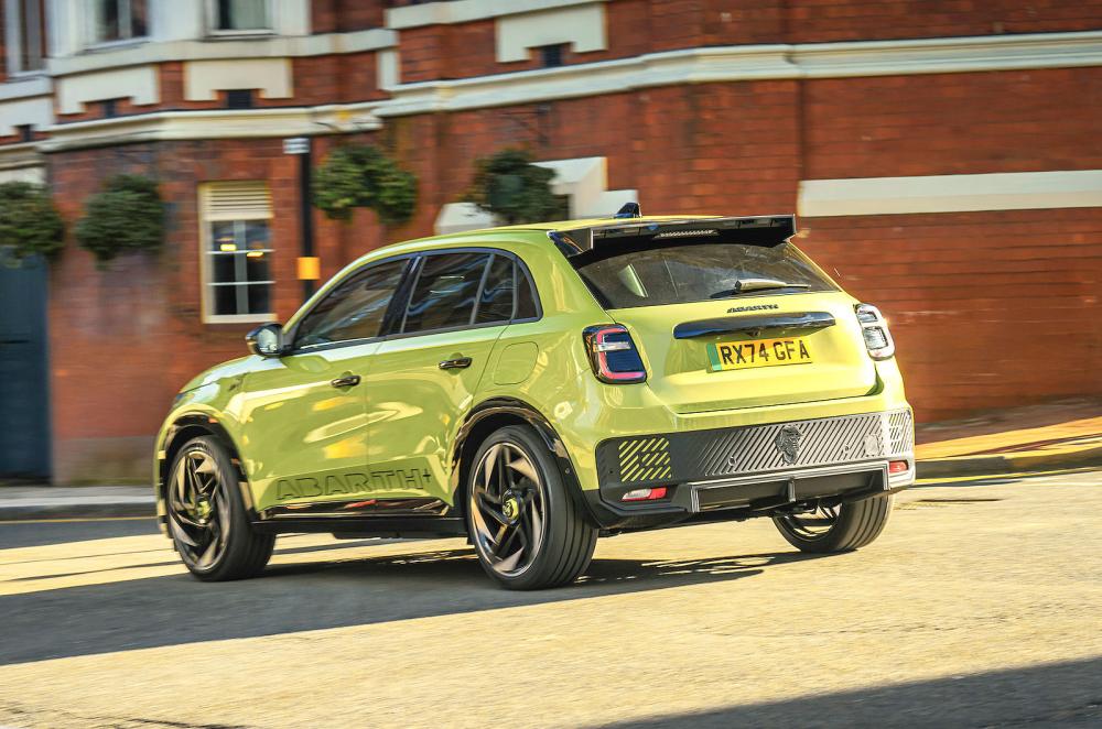 Abarth 600e rear left driving
