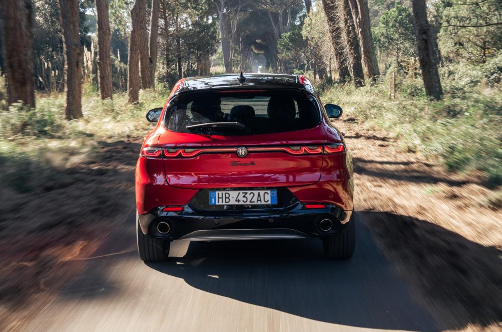 Alfa Romeo Tonale driving rear