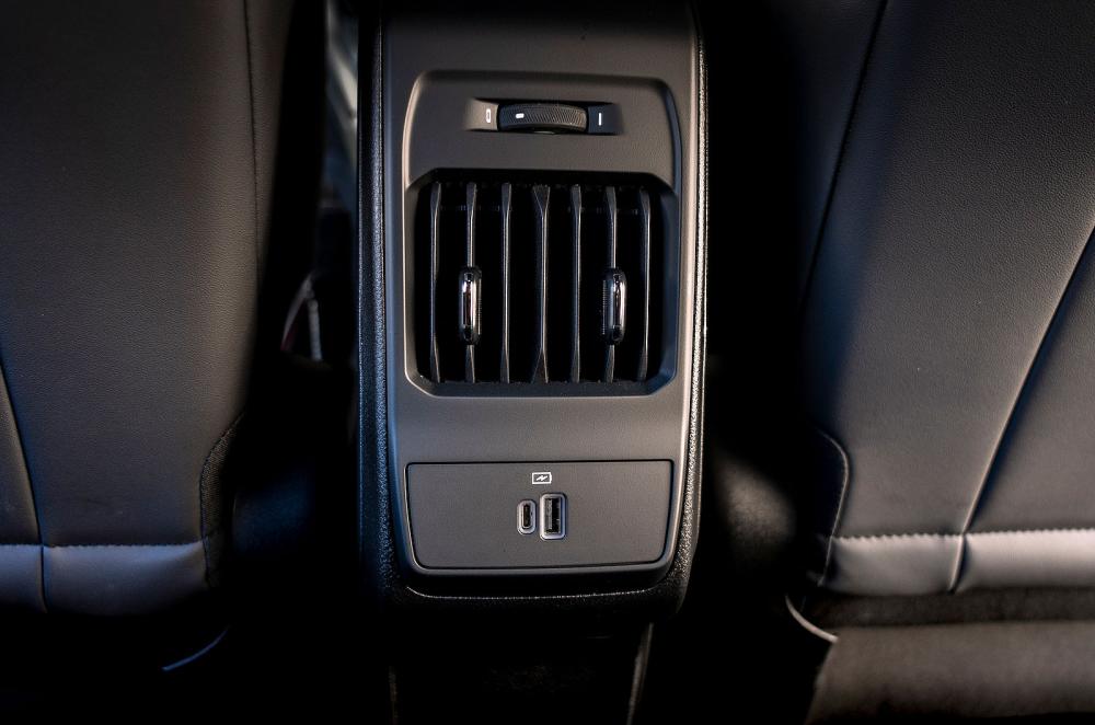 Alfa Romeo Tonale interior detail